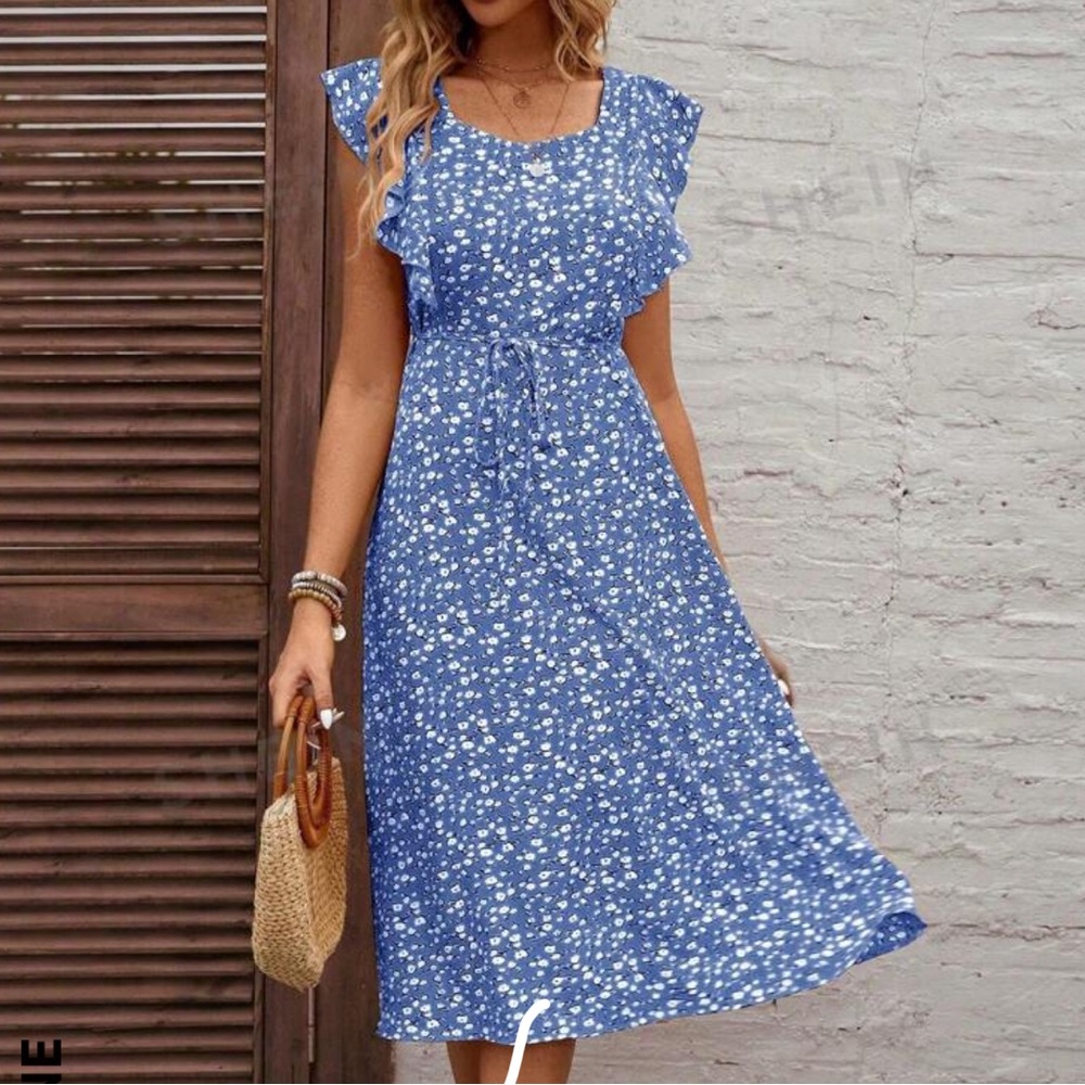 LUNE Women Elegant Ditsy Floraled Dress